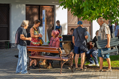 V Mekinjskem samostanu v znamenju umetnosti in spomina na Dušana Lipovca (8)